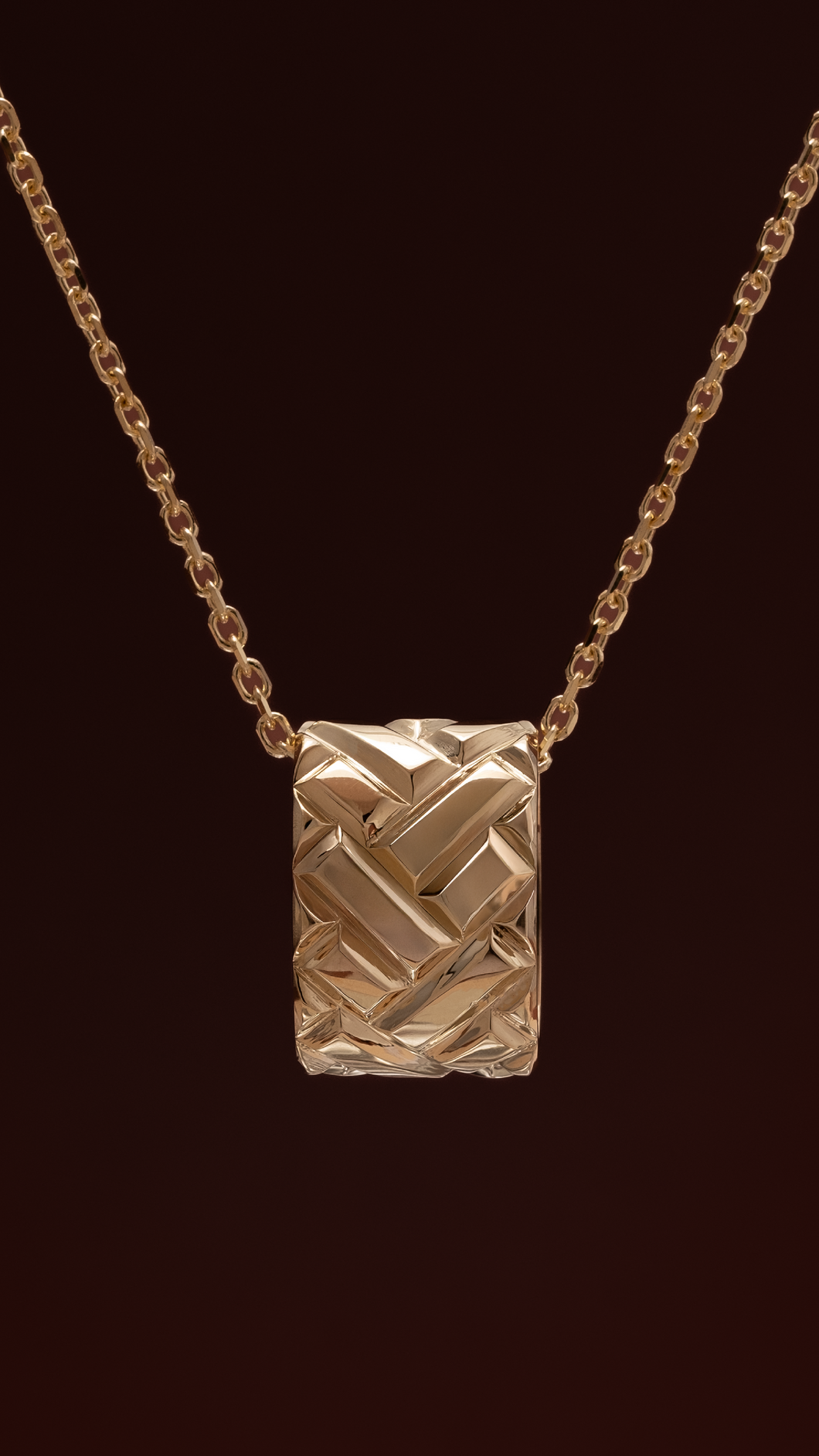 Khoos Pendant (Oval)